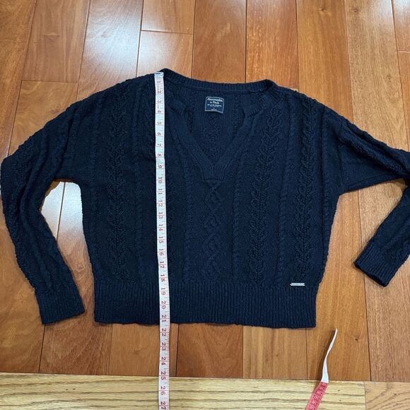 Abercrombie & Fitch Navy Cable Knit V-Neck Sweater L - Picture 9 of 9